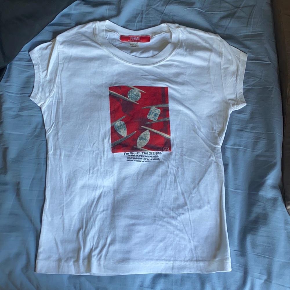 Arme brand,  worth the weight Tee.